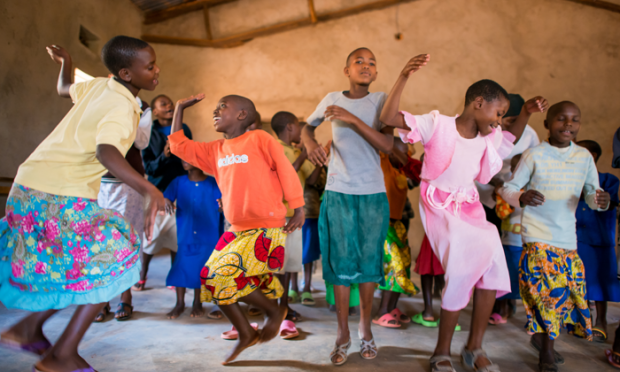 African children praising the Lord.